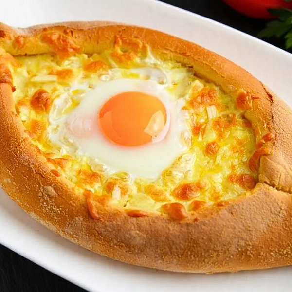 Хачапури по-аджарски