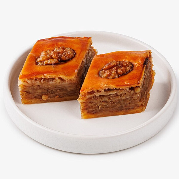 Пахлава медовая с грецким орехом